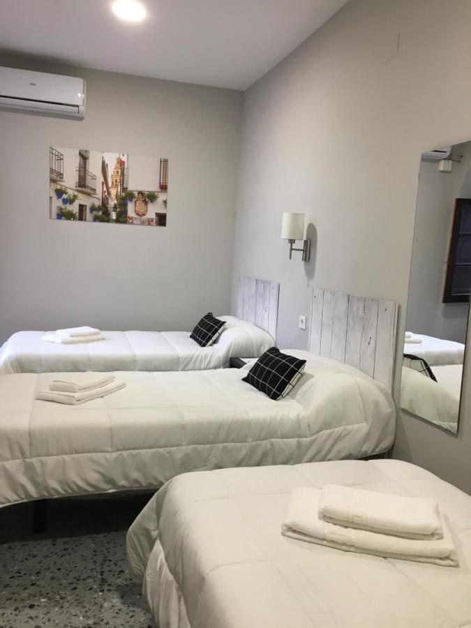 Chambre Triple avec Salle de Bains Commune